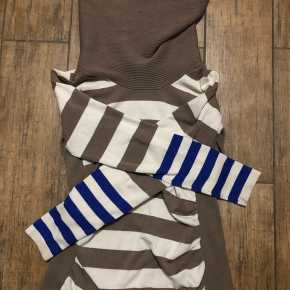 Limited Striped Sweater - Size M - Picture 3 of 8